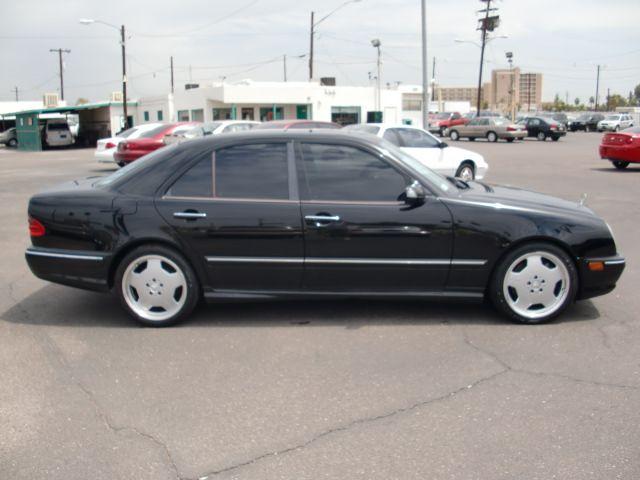 Mercedes-Benz E Class 2000 photo 2