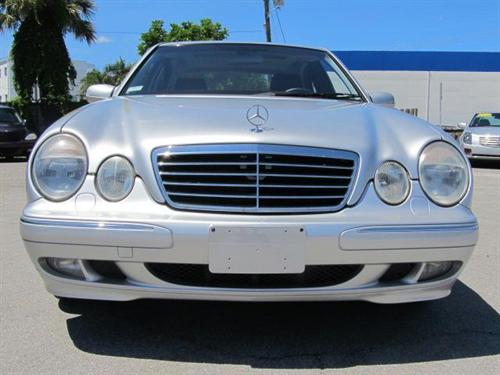 Mercedes-Benz E Class 2000 photo 2