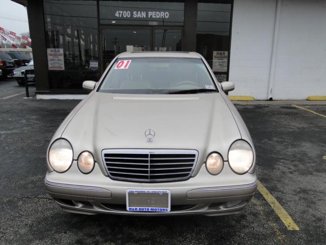 Mercedes-Benz E Class 2001 photo 1