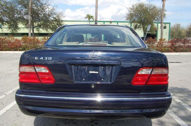 Mercedes-Benz E Class 2001 photo 4