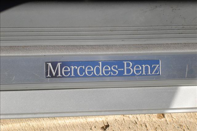 Mercedes-Benz E Class 2001 photo 4