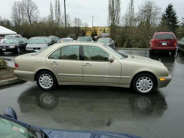 Mercedes-Benz E Class 2001 photo 5