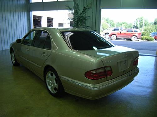 Mercedes-Benz E Class 2002 photo 4