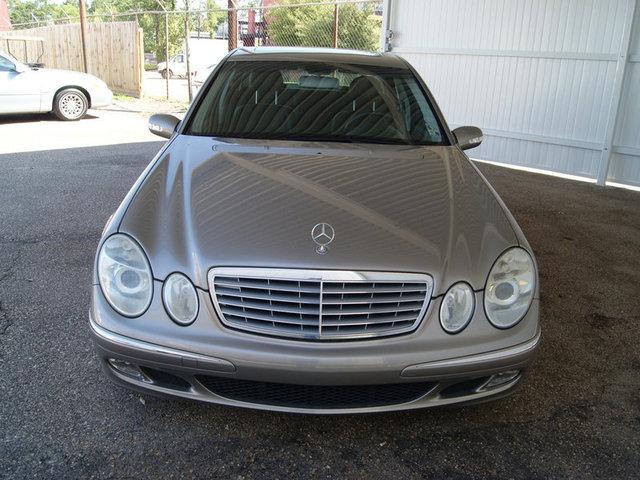 Mercedes-Benz E Class 2003 photo 1