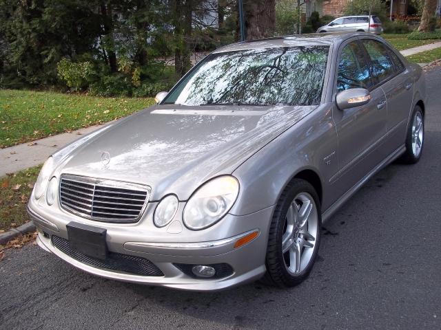 Mercedes-Benz E Class 2004 photo 1