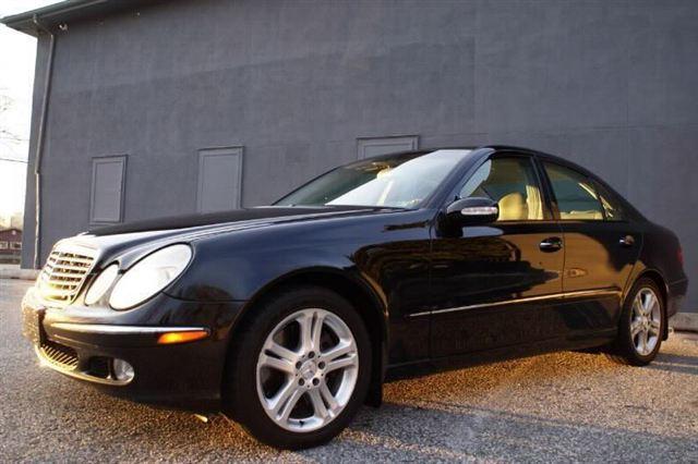 Mercedes-Benz E Class 2004 photo 1