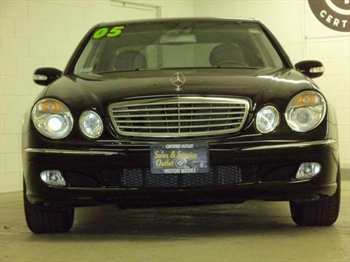 Mercedes-Benz E Class 2005 photo 1