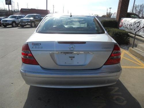 Mercedes-Benz E Class 2005 photo 2