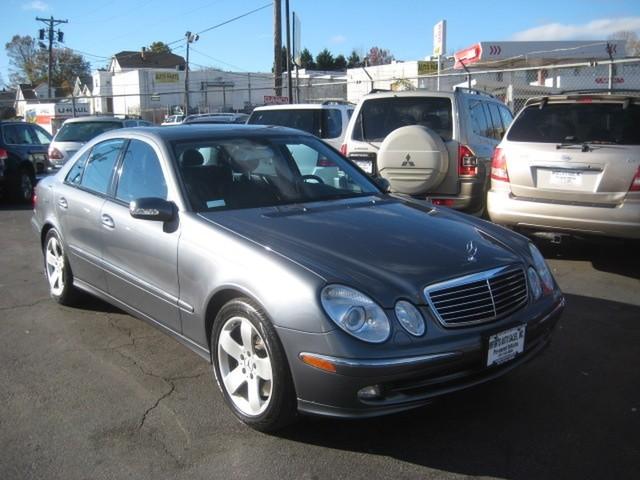 Mercedes-Benz E Class 2005 photo 3