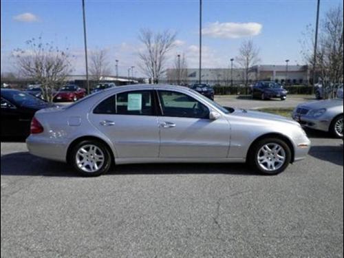Mercedes-Benz E Class 2005 photo 2