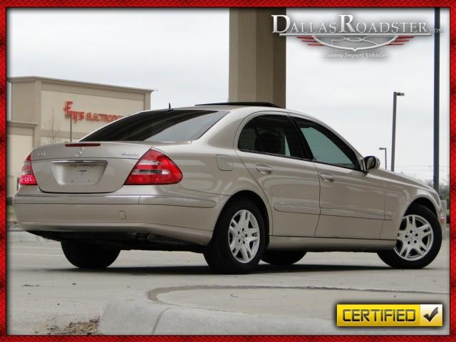 Mercedes-Benz E Class 2005 photo 4