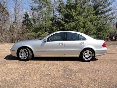 Mercedes-Benz E Class 2005 photo 3