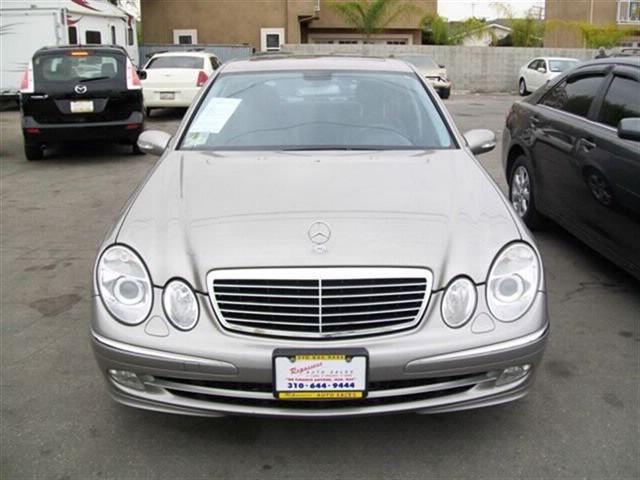 Mercedes-Benz E Class 2005 photo 1