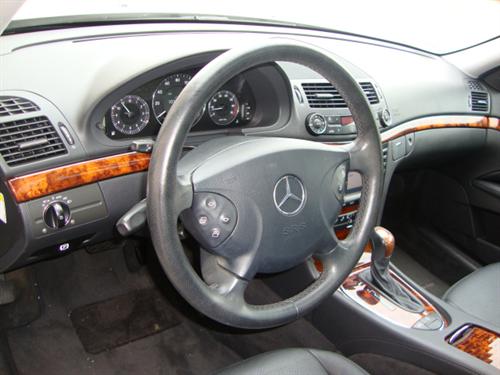 Mercedes-Benz E Class 2005 photo 4