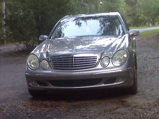 Mercedes-Benz E Class 2005 photo 1