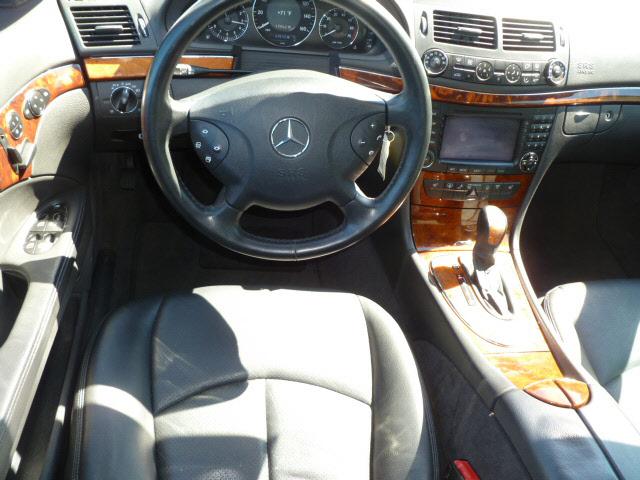 Mercedes-Benz E Class 2005 photo 3