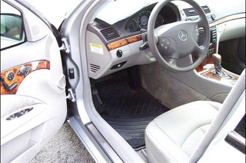 Mercedes-Benz E Class 2005 photo 3