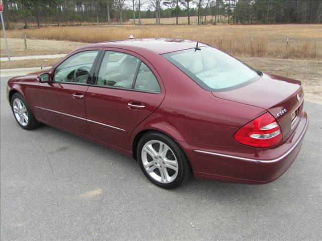 Mercedes-Benz E Class 2005 photo 2