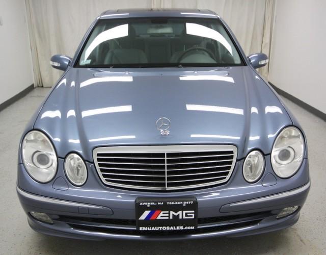 Mercedes-Benz E Class 2005 photo 3