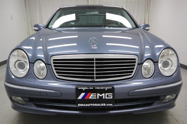 Mercedes-Benz E Class 2005 photo 4