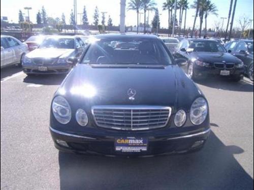 Mercedes-Benz E Class 2005 photo 1