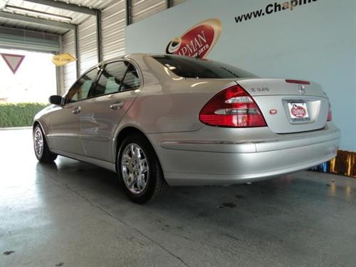 Mercedes-Benz E Class 2005 photo 4