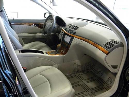 Mercedes-Benz E Class 2005 photo 2