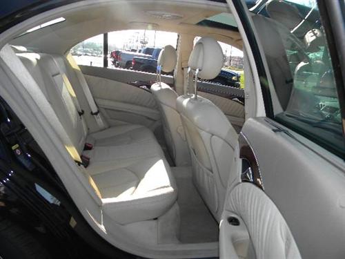 Mercedes-Benz E Class 2005 photo 2