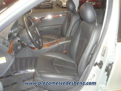 Mercedes-Benz E Class 2005 photo 1