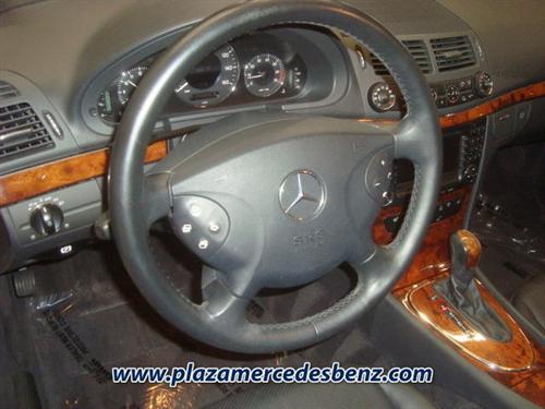 Mercedes-Benz E Class 2005 photo 2