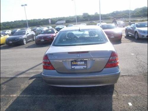 Mercedes-Benz E Class 2005 photo 3