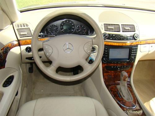 Mercedes-Benz E Class 2005 photo 1