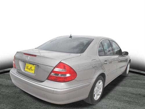 Mercedes-Benz E Class 2005 photo 1