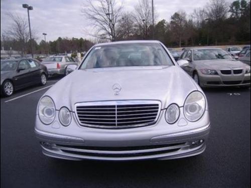 Mercedes-Benz E Class 2005 photo 1