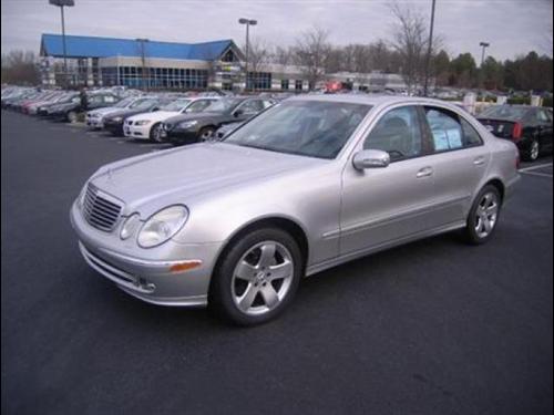 Mercedes-Benz E Class 2005 photo 2
