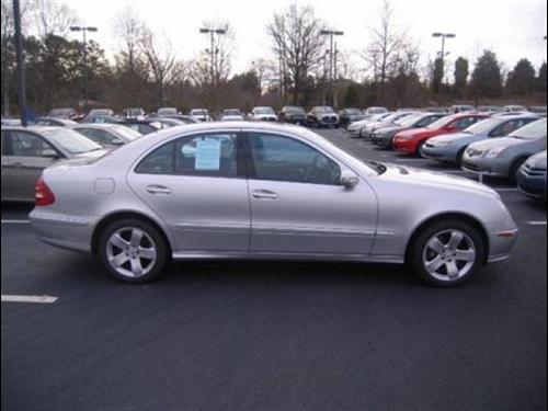 Mercedes-Benz E Class 2005 photo 4