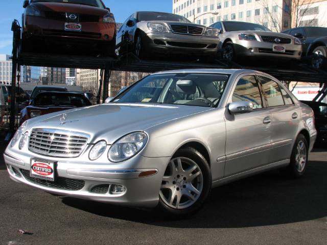 Mercedes-Benz E Class 2006 photo 1