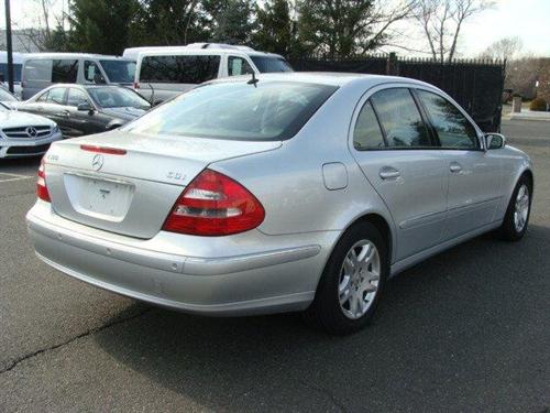Mercedes-Benz E Class 2006 photo 4