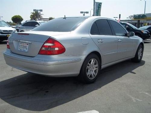 Mercedes-Benz E Class 2006 photo 2