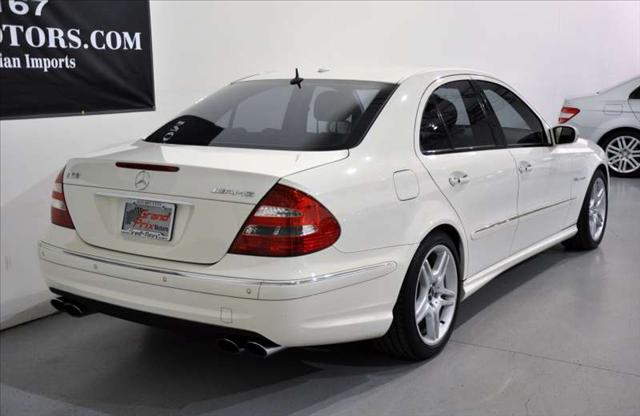 Mercedes-Benz E Class 2006 photo 4