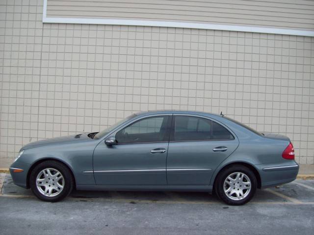 Mercedes-Benz E Class 2006 photo 1