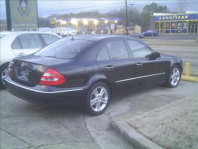 Mercedes-Benz E Class 2006 photo 1