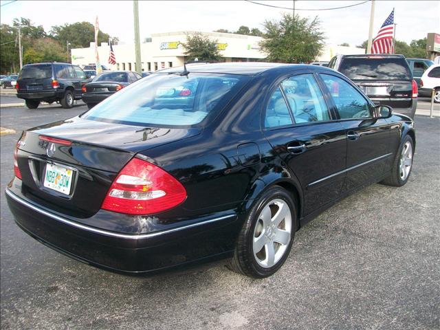 Mercedes-Benz E Class 2006 photo 5