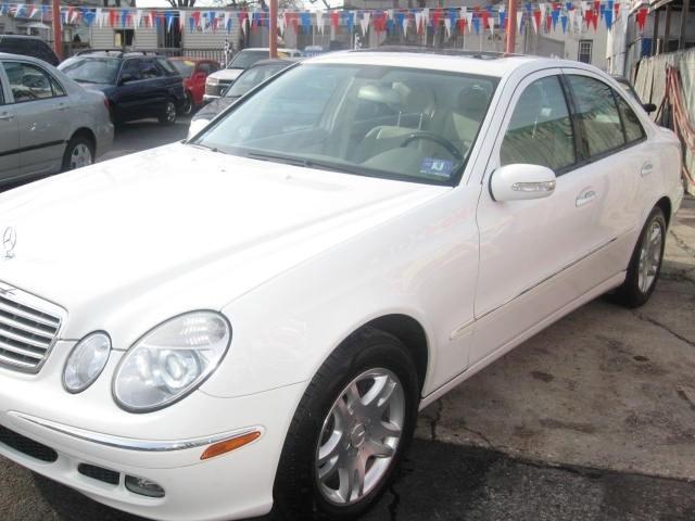 Mercedes-Benz E Class 2006 photo 2