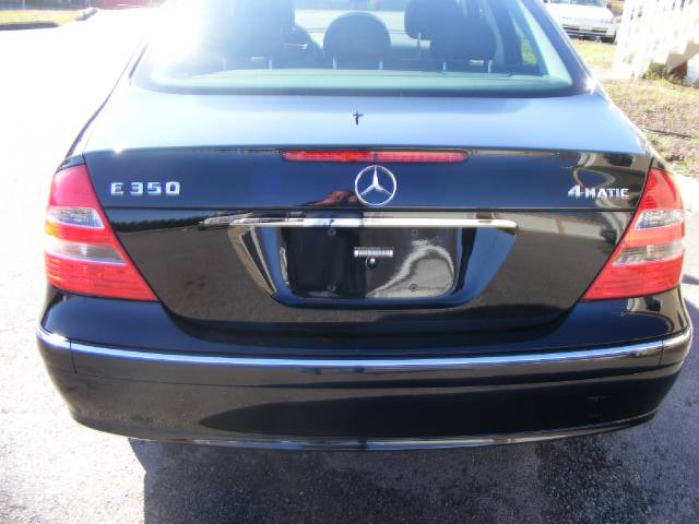 Mercedes-Benz E Class 2006 photo 2