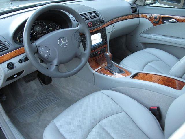 Mercedes-Benz E Class 2006 photo 1