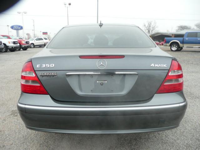 Mercedes-Benz E Class 2006 photo 4