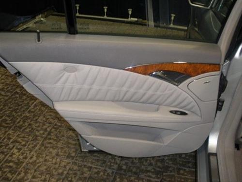 Mercedes-Benz E Class 2006 photo 3