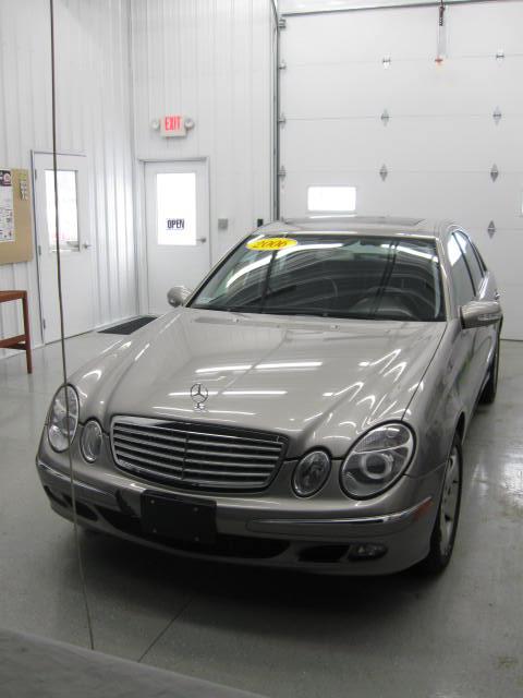 Mercedes-Benz E Class 2006 photo 1