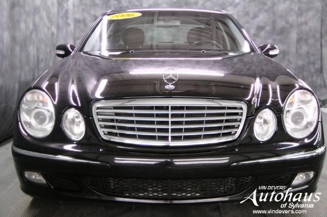Mercedes-Benz E Class 2006 photo 2